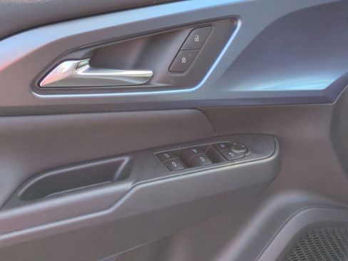 New 2026 Chevrolet Equinox EV LT w/ LPO, All-Weather Mat Package image 22