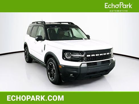 Used 2025 Ford Bronco Sport Outer Banks w/ Outer Banks Tech Package+ image 1