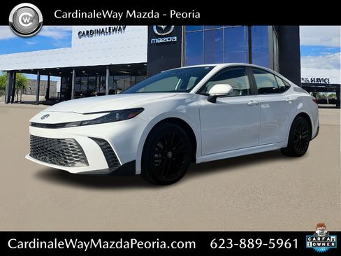 Used 2025 Toyota Camry SE w/ Multimedia Upgrade Package image 1