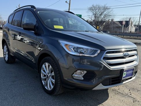 Used 2019 Ford Escape SEL image 7