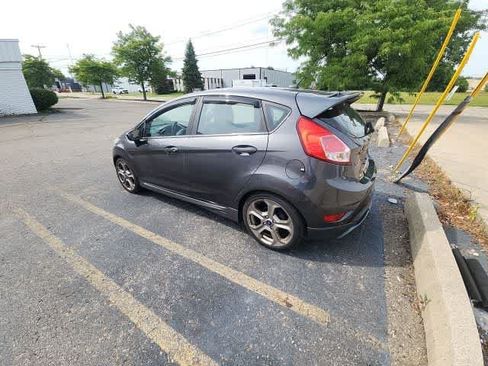 Used 2018 Ford Fiesta ST FWD image 16