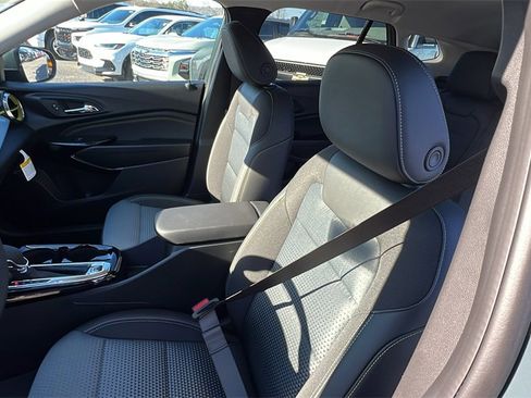 New 2026 Chevrolet Trax LT w/ Driver Confidence Package image 14