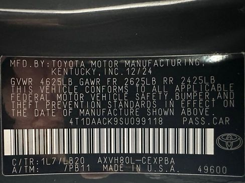 Used 2025 Toyota Camry XSE image 11