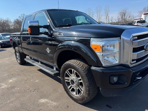 Used 2015 Ford F350 Platinum w/ Platinum Package image 12