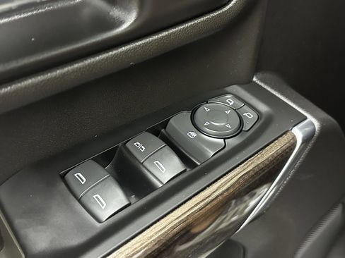 Used 2023 Chevrolet Silverado 3500 LT w/ Gooseneck/5TH Wheel Package image 17