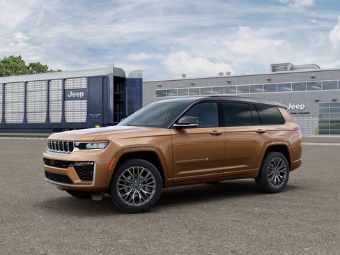 New 2026 Jeep Grand Cherokee L Summit AWD/4WD image 2