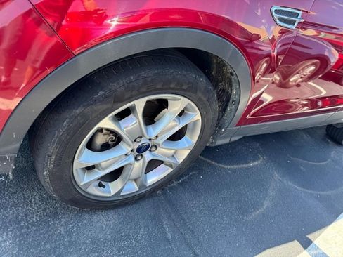 Used 2016 Ford Escape Titanium AWD/4WD image 4
