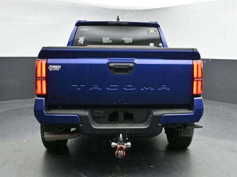 Used 2024 Toyota Tacoma TRD Off-Road image 7