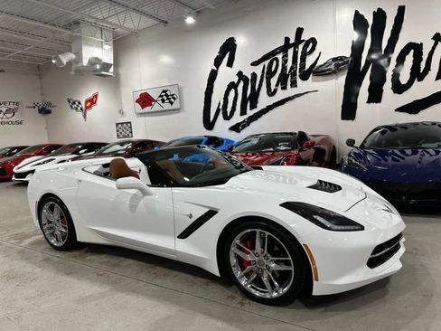 Used 2016 Chevrolet Corvette Stingray Convertible w/ 3LT Preferred Equipment Group RWD image 23