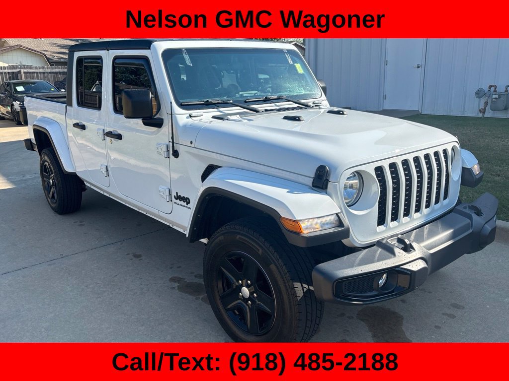 Used 2023 Jeep Gladiator Sport AWD/4WD image 3