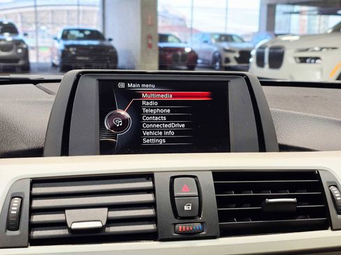 Used 2015 BMW 320i Sedan image 14