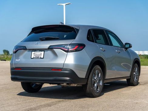 New 2026 Honda HR-V LX image 7