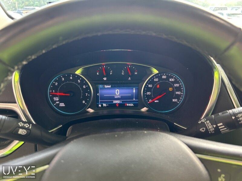 Used 2024 Chevrolet Equinox LT w/ LPO, Blackout Package AWD/4WD image 5