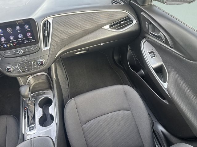 Used 2025 Chevrolet Malibu LT FWD image 19