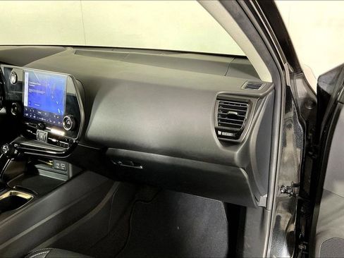Used 2023 Lexus NX 350h AWD w/ Towing Package (2000 Lbs) image 16