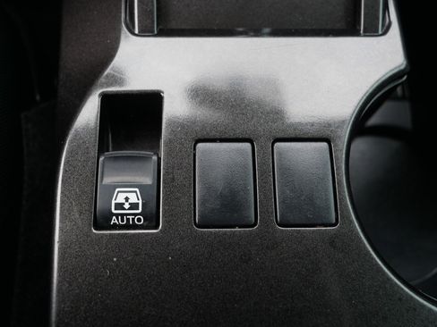 Used 2015 Toyota 4Runner Trail AWD/4WD image 31
