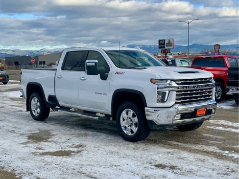 Used 2024 Chevrolet Silverado 2500 High Country image 6