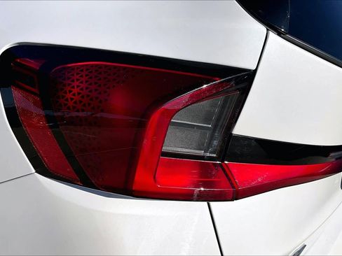 Used 2025 BMW X1 xDrive28i w/ M Sport Package image 29