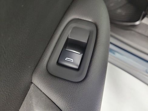 Certified 2024 Cadillac XT5 Luxury FWD image 14