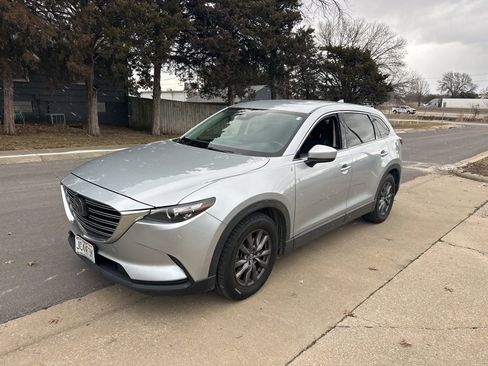 Used 2021 MAZDA CX-9 Touring image 3