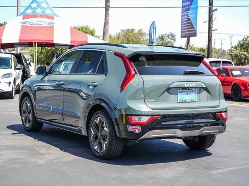 Used 2024 Kia Niro Wind FWD image 12