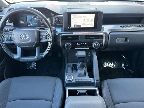 Used 2025 Toyota Tacoma SR5 image 17