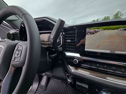 New 2026 GMC Sierra 1500 Elevation image 52