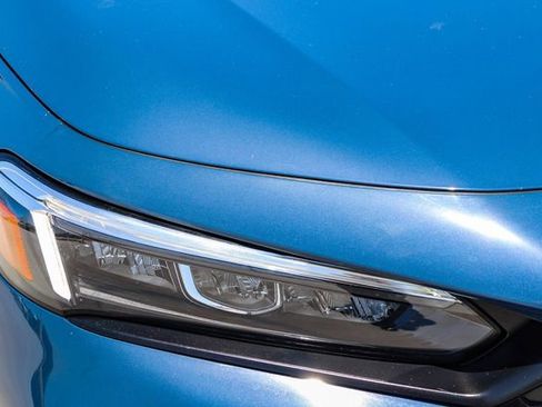Certified 2025 Honda Civic LX image 12