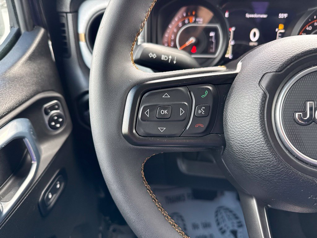 Used 2025 Jeep Gladiator Sport AWD/4WD image 31