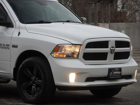 Used 2016 RAM 1500 Express AWD/4WD image 37