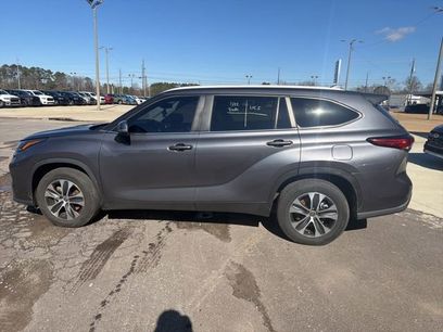 Used 2023 Toyota Highlander L