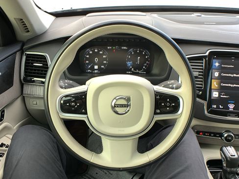 Used 2022 Volvo XC90 T6 Inscription w/ Advanced Package image 15