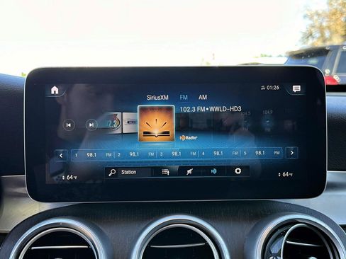 Used 2021 Mercedes-Benz GLC 300 image 20