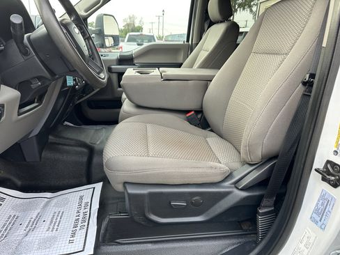 Used 2020 Ford F550 4x4 Crew Cab Super Duty image 19