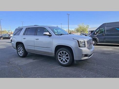 Used 2019 GMC Yukon Denali image 18