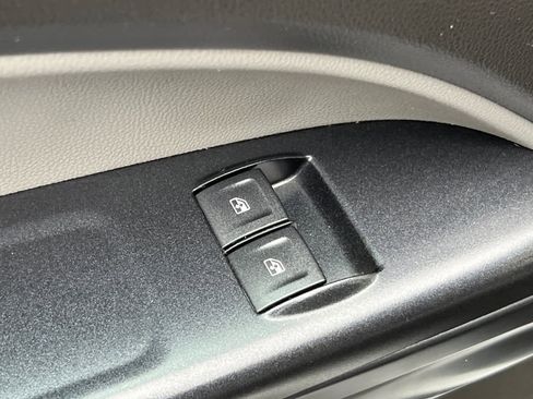 Used 2017 Chevrolet Colorado W/T w/ WT Convenience Package image 13