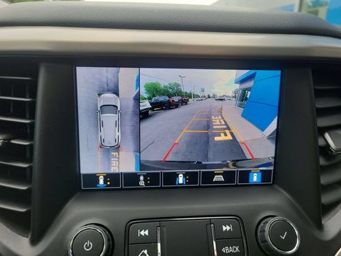 Certified 2023 GMC Acadia Denali w/ Denali Technology Package AWD/4WD image 8