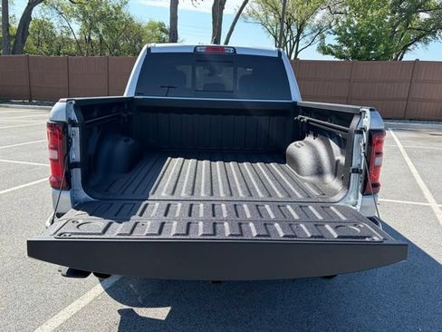 New 2026 RAM 1500 Express AWD/4WD image 6