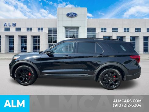 Used 2022 Ford Explorer ST w/ Equipment Group 401A AWD/4WD image 9