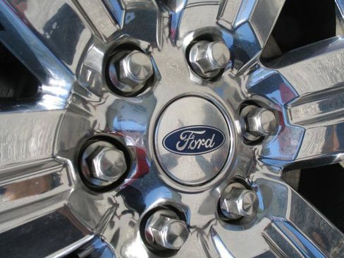 Used 2019 Ford F150 Lariat w/ Equipment Group 502A Luxury AWD/4WD image 87