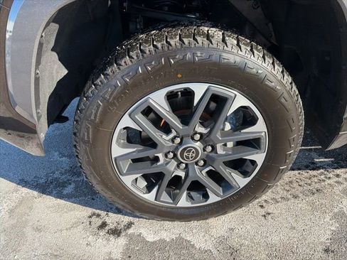 Used 2024 Toyota Tundra Limited image 10