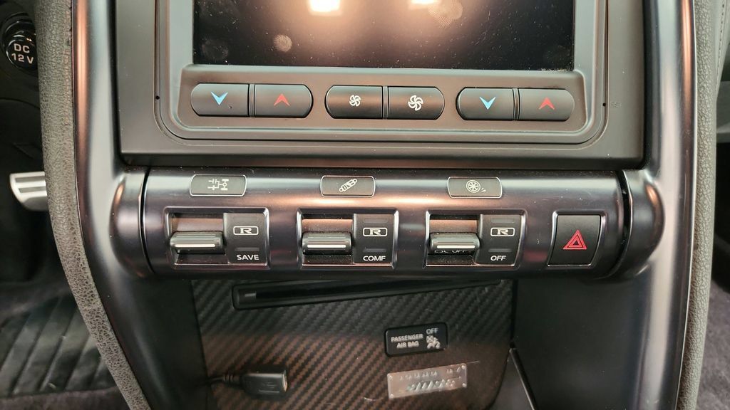 Used 2012 Nissan GT-R Black Edition AWD/4WD image 69
