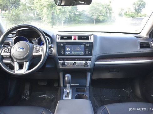 Used 2017 Subaru Outback 3.6R Limited AWD/4WD image 19