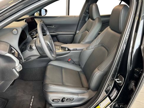 New 2026 Lexus UX 300h AWD image 21
