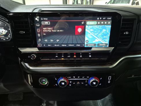 Certified 2022 GMC Sierra 1500 Elevation image 14