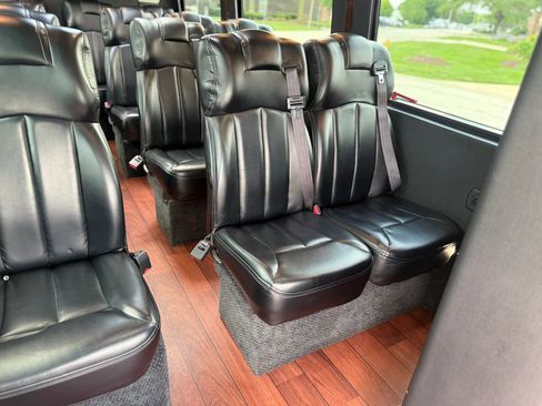 Used 2015 Mercedes-Benz Sprinter 3500 w/ Window Fleet Package image 31