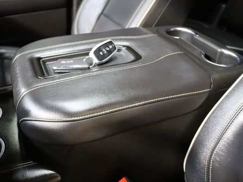 Used 2021 GMC Yukon SLT w/ SLT Premium Package image 54