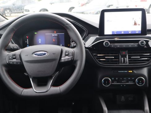 Used 2025 Ford Escape ST-Line w/ Equipment Group 301A FWD image 14