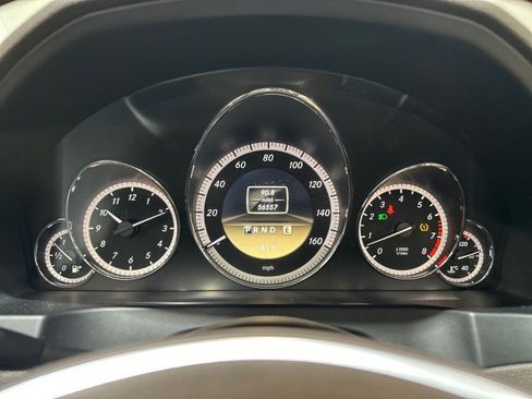 Used 2012 Mercedes-Benz E 550 Cabriolet image 70
