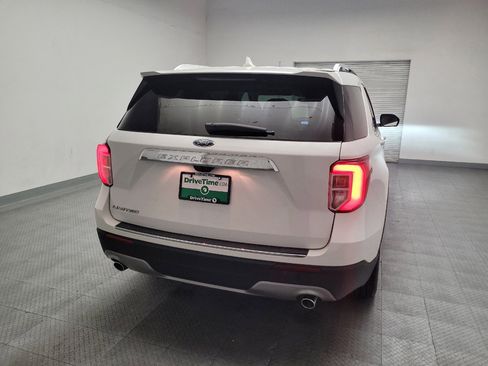 Used 2021 Ford Explorer Limited w/ Equipment Group 301A RWD image 7